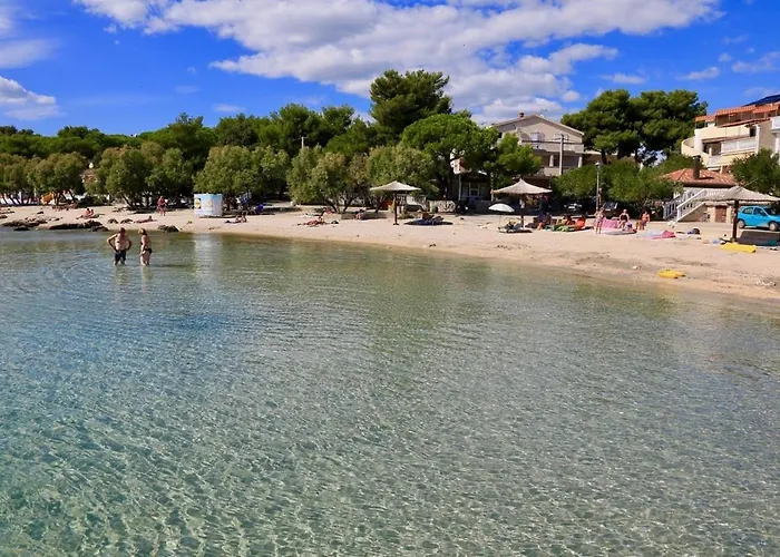 And By The Sea Pakostane, Biograd - 18426 בית הארחה
