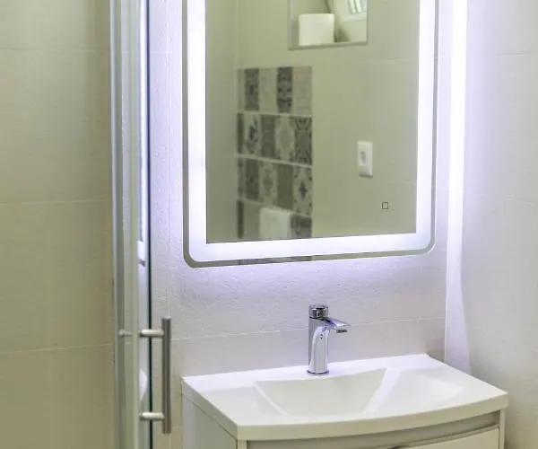 And By The Sea Pakostane, Biograd - 18426 בית הארחה פאקוסטאן