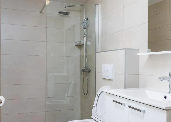 בית הארחה And By The Sea Pakostane, Biograd - 18426 3*